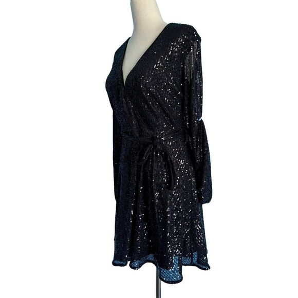 NWT BARDOT Black Sequined Short LBD Dress Cross-Front US 4 EU 36 RTL $159.00 - Picture 3 of 9